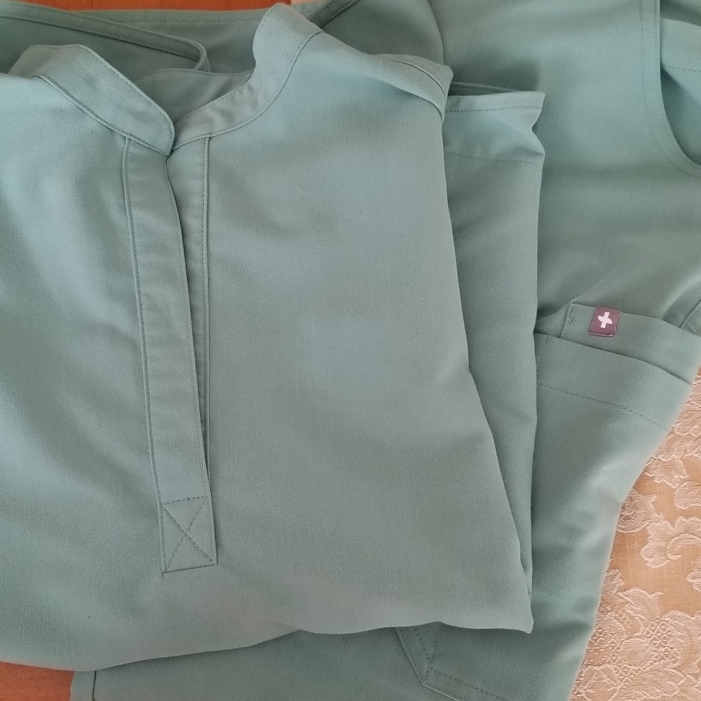 Figs Jade small Rafaela s/p Yola